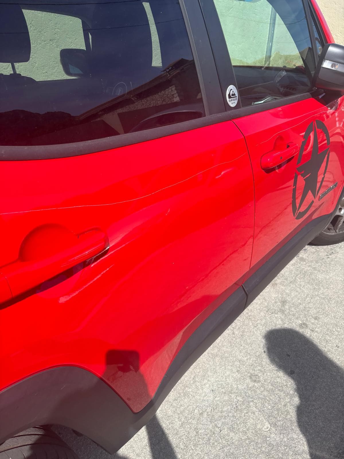 Dommage carrosserie avant réparation (2)